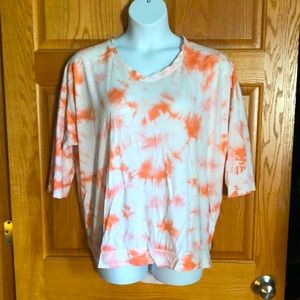 Oversized tie-dye